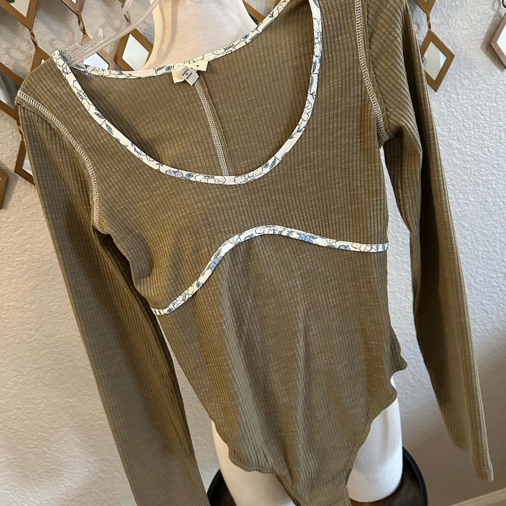 POL Green Ribbed  Bodysuit